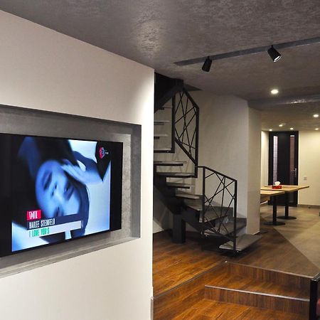 Vertoni Hotel Yerevan Exterior photo